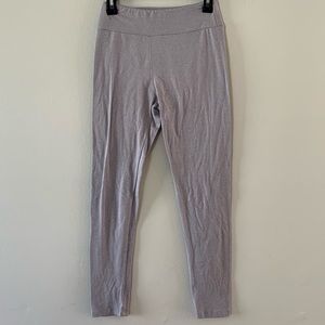 4/$20 One-size (0-12) LuLaRoe Solid Grey leggings
